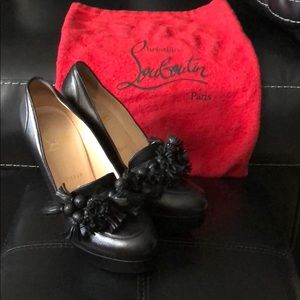 Christian Louboutin Cute Tasseled Black Pumps